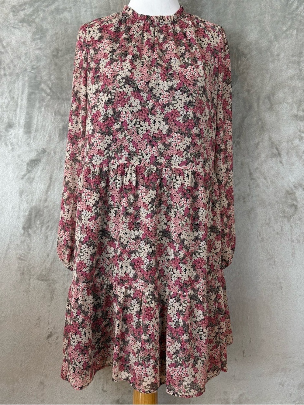 Loft Floral Long-Sleeve Tiered Mock Neck Dress XS